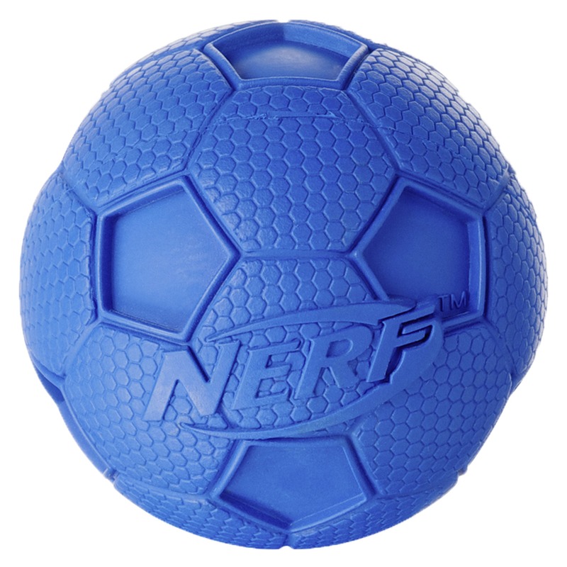 Игрушка для собак Nerf Мяч футбольный пищащий - 6 см игрушка для собак nerf мяч футбольный пищащий 6см
